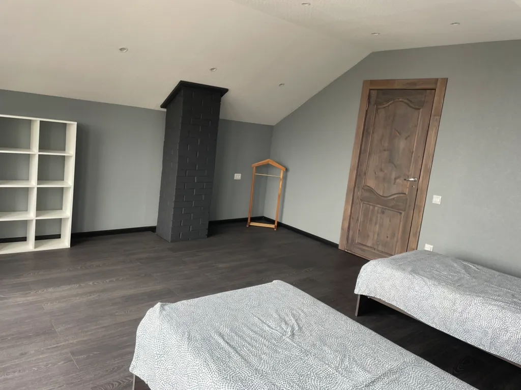 дом  на Выборгском шоссе у озера