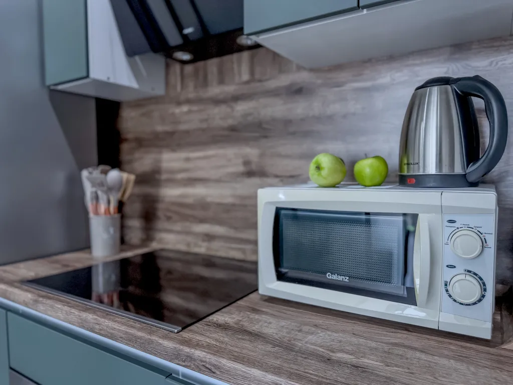 Квартира с евроремонтом, вид на город и реку