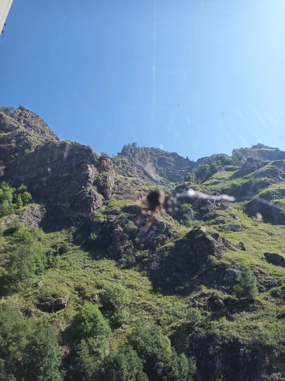 Уютная квартира в центре города, с прекрасным видом на горы