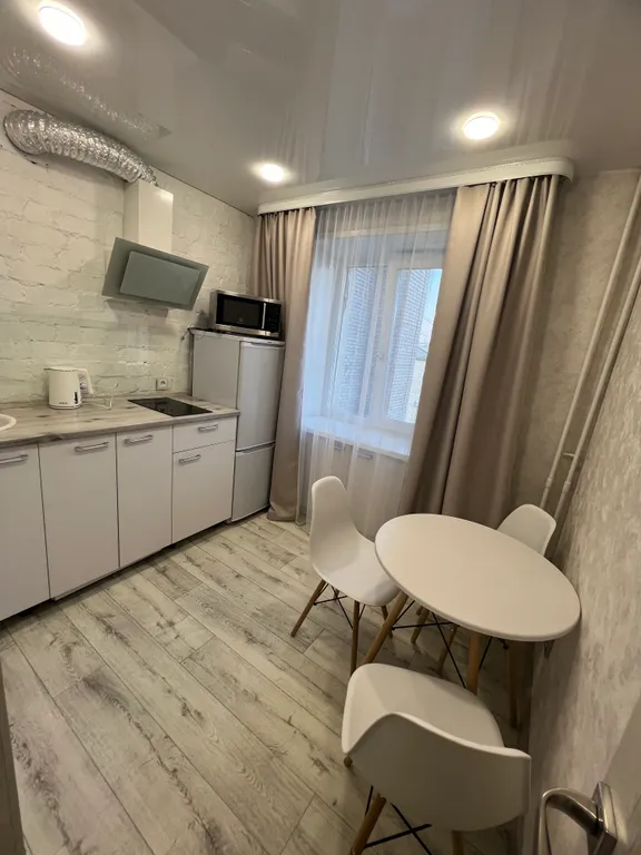 Квартира с новым ремонтом рядом с Областной больницей, АмГУ