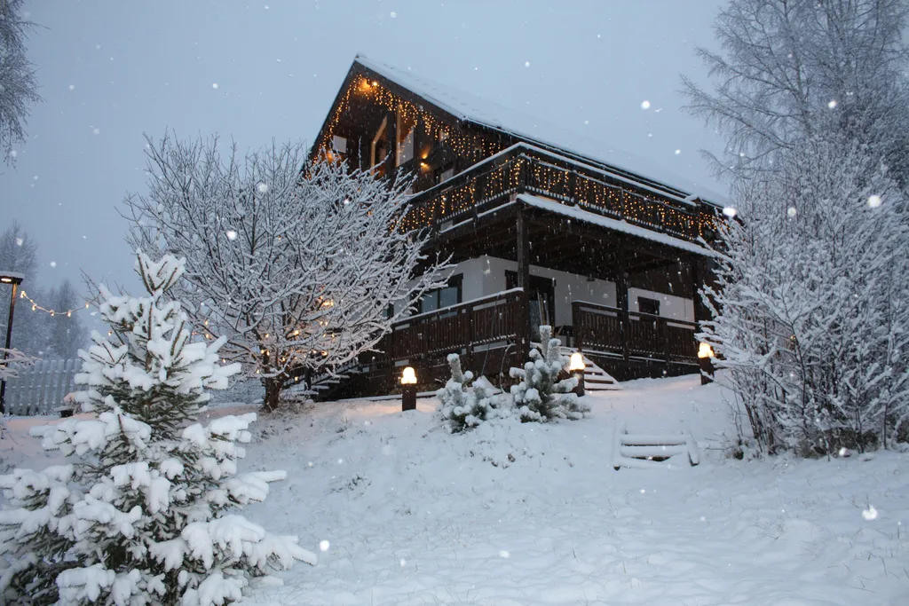 Шале с сауной на берегу реки
