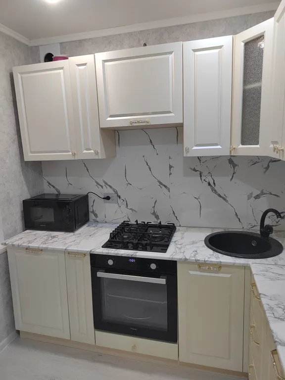 Шикарная двухкомнатная квартира с евроремонтом в тихом спальном районе