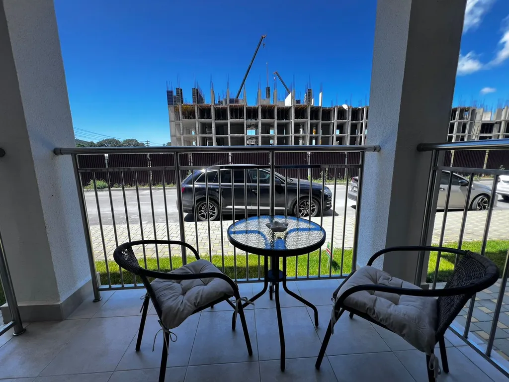 290 Однушка с бассейном на 5 человек