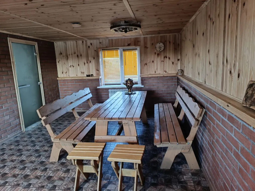 Уютный комплекс отдыха на берегу реки