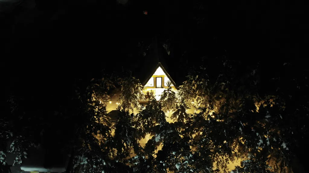 Уютный дом Aframe с банным чаном на дровах