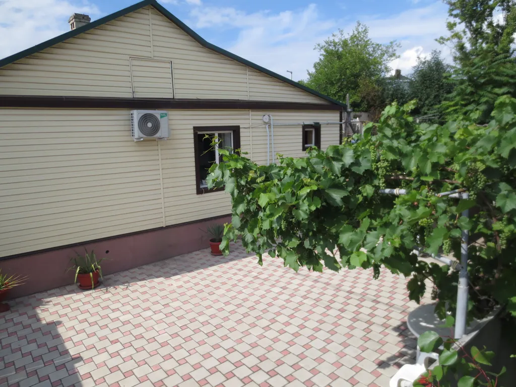 Коттедж Уютный дом в самом центре города — Ессентуки