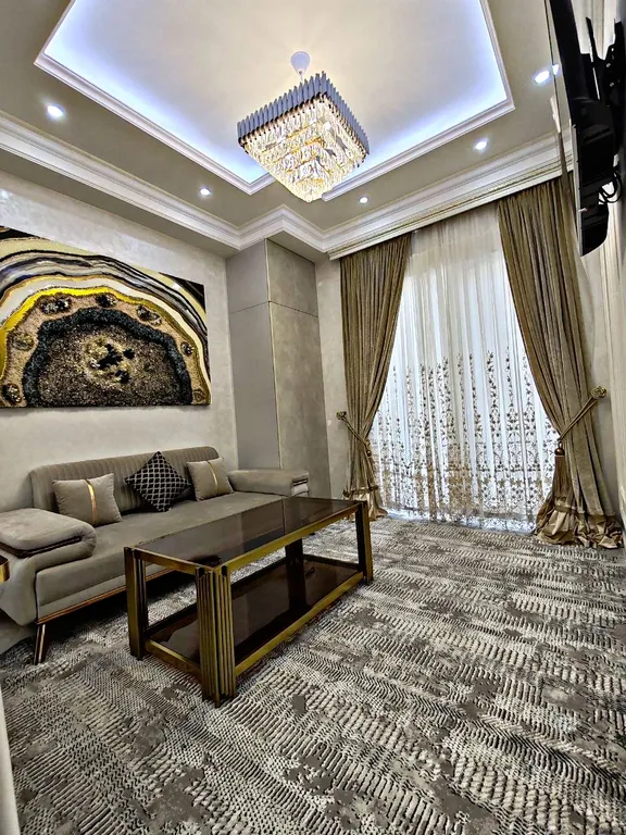 Tashkent Gardens E8-73