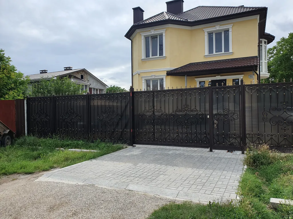 Уютная 2 комнатная квартира в центре с двориком