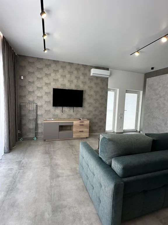 Дом с дизайнерским ремонтом