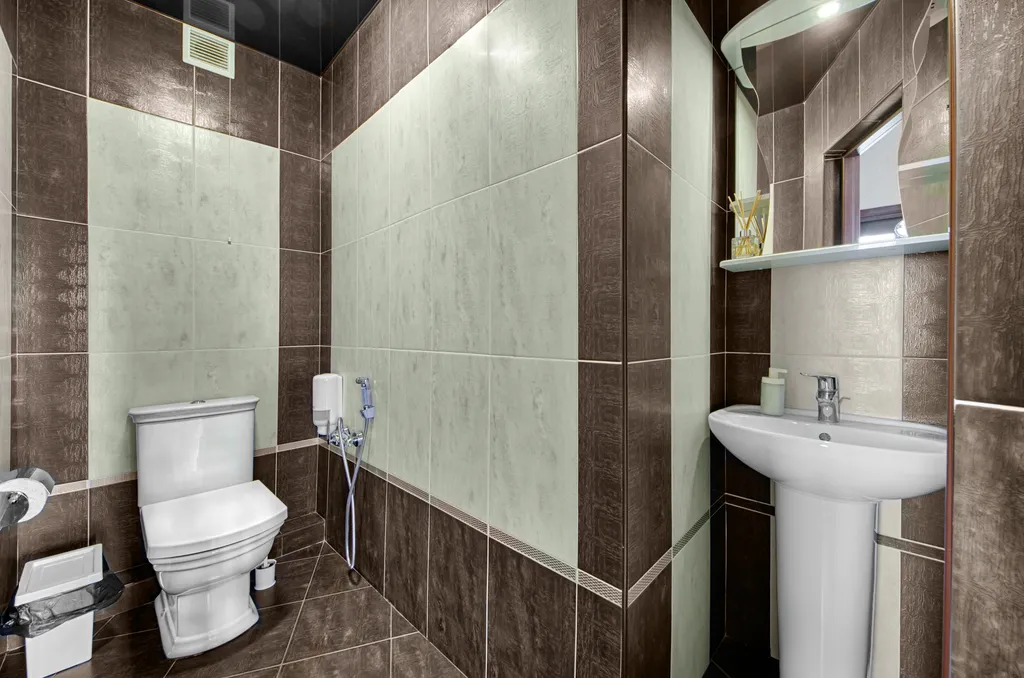 Дом с бассейном