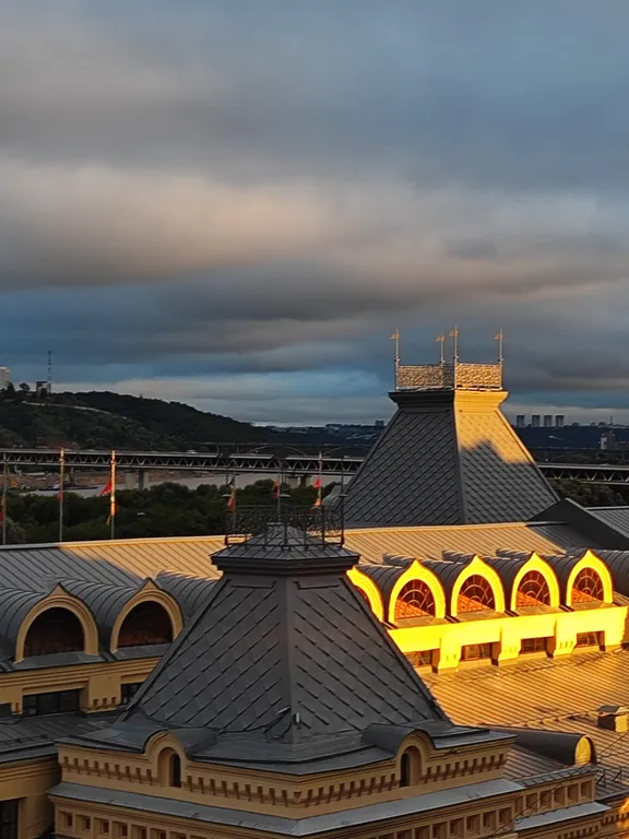 Квартира Апартаменты "ОгниНН" с потрясающими видами у Нижегородской Ярмарки — Нижний Новгород