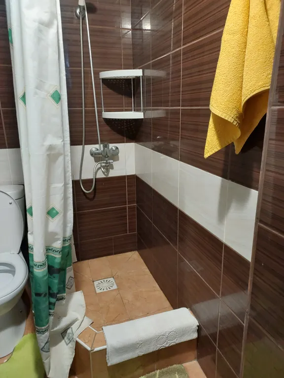 Квартира Квартира Уютная, очень зеленая дача у моря — Севастополь