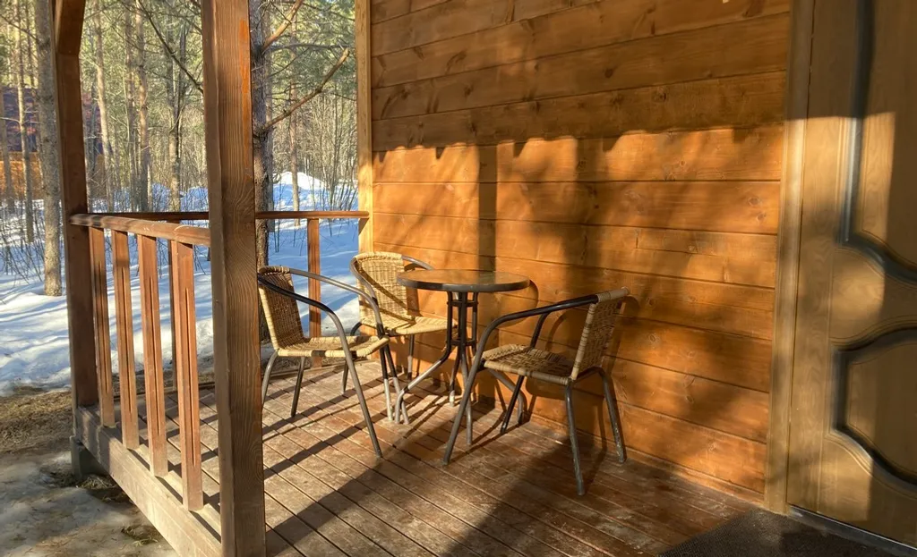 Коттедж Уютный домик №2 в лесу с двухъярусной кроватью — Кутузовское