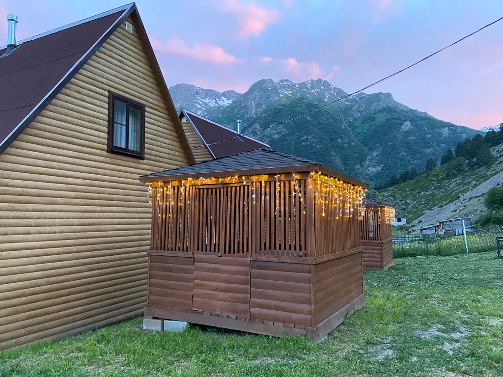 Гостевой дом с детской площадкой