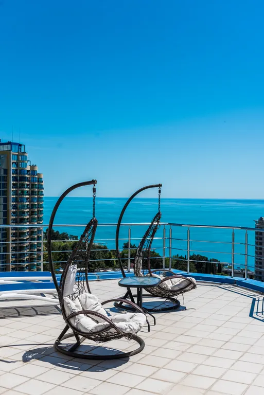 Студия с бассейном - вид на море