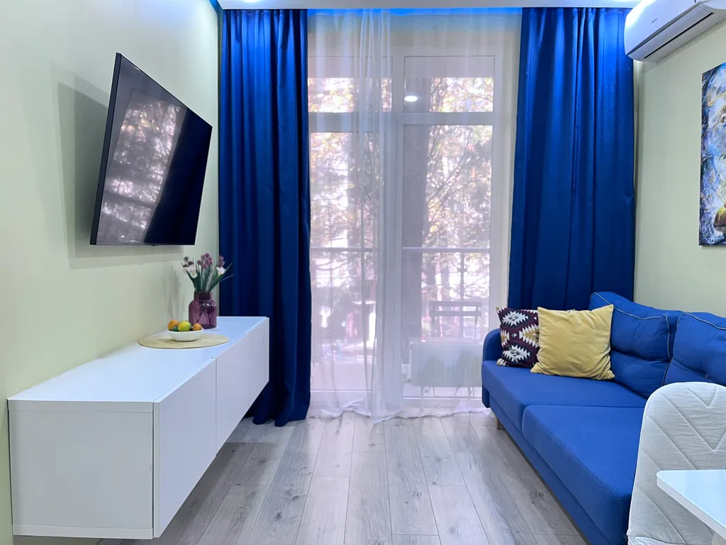 Квартира Красивая квартира с выделенной спальней в 5 минутах от пляжа Мандарин — Сириус