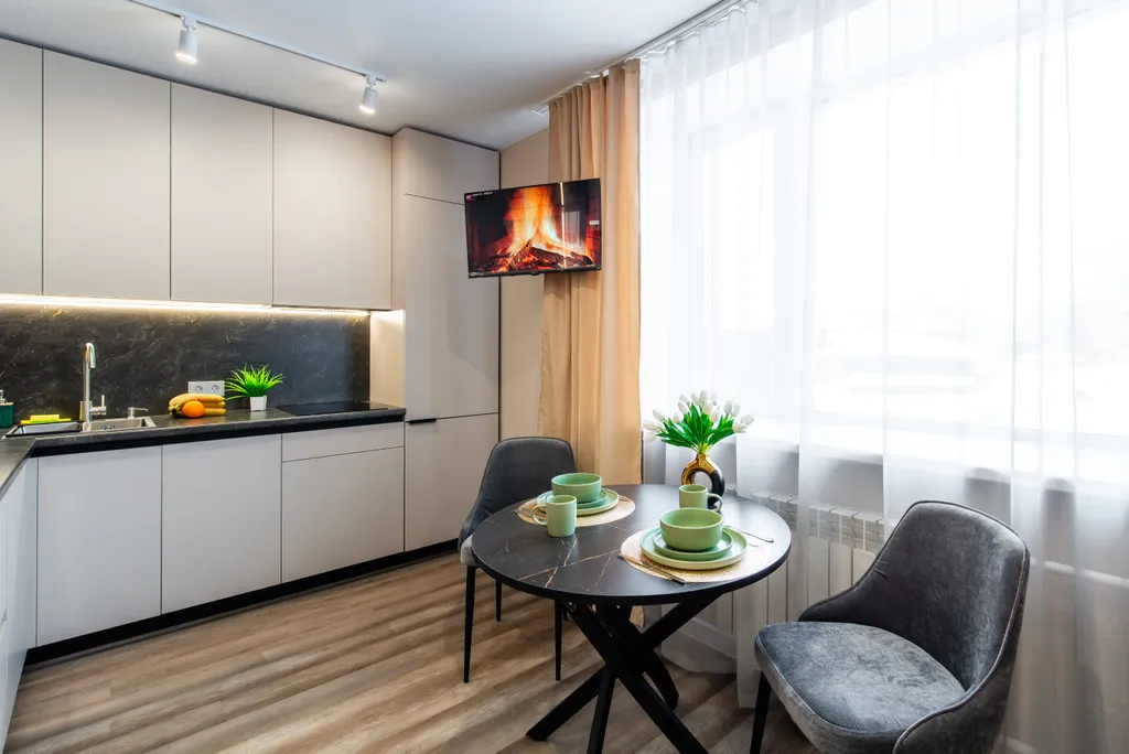 Дизайнерская студия в доме бизнес-класса