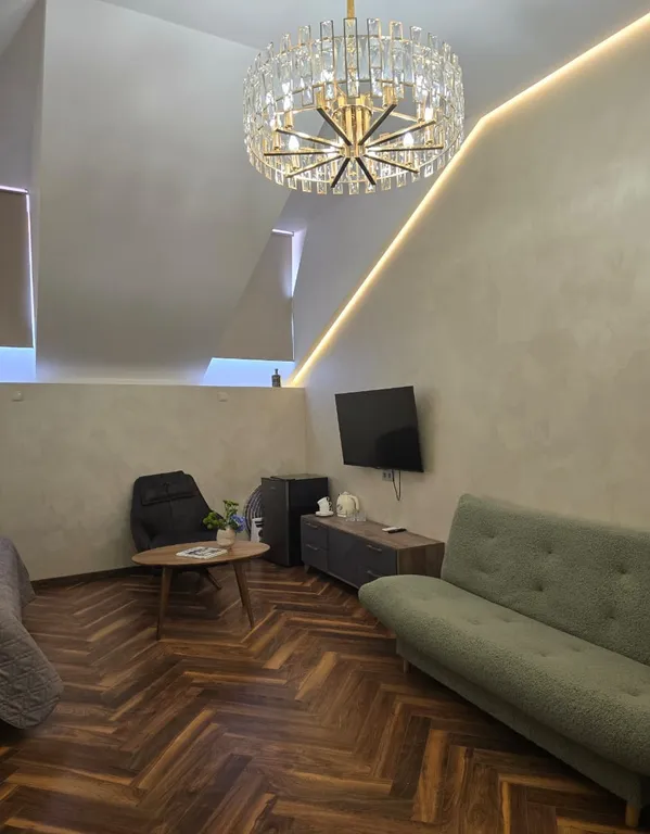 Улучшенный номер с мансардными окнами