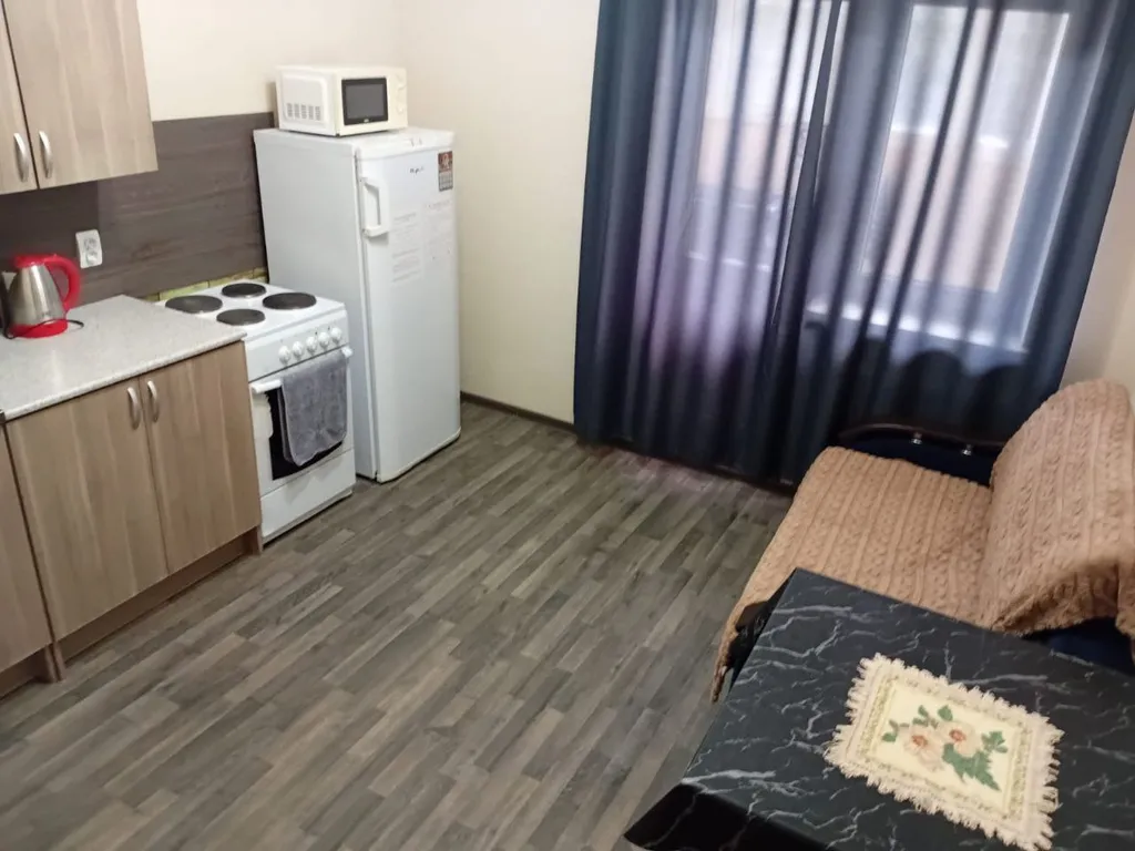 Квартира с видом на стадион и парк Галицкого