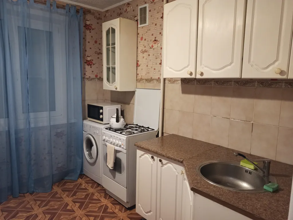 Уютная квартира в центре города — аренда посуточно в Саратов