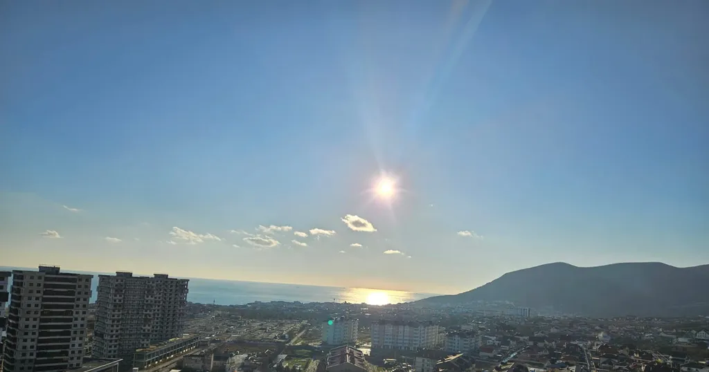 Квартира студия с видом на море, горы и город