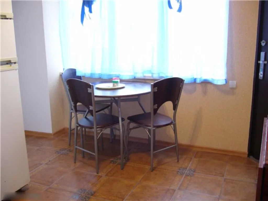 Дом в ближайшем пригороде Ялты