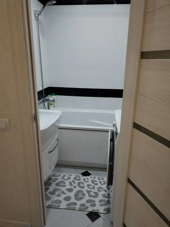 1-комнатная квартира в тихом центре у метро и жд вокзала