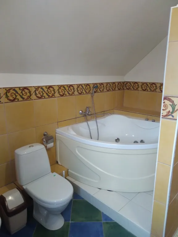 6-комнатный Дом