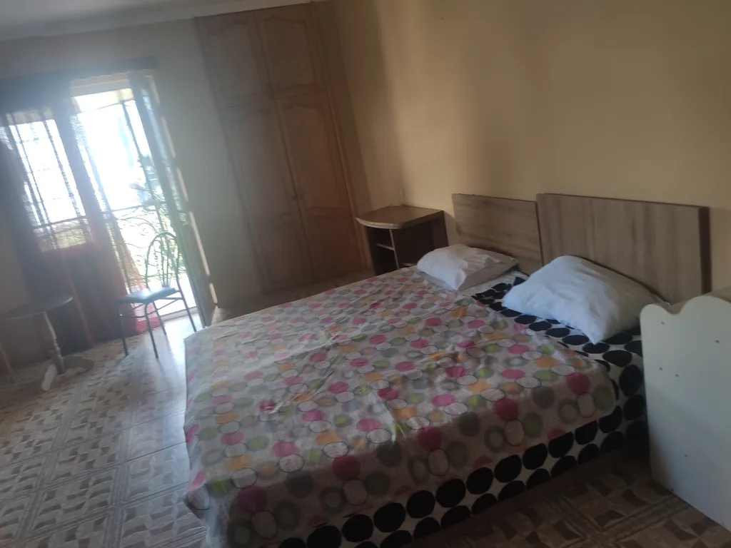 Большая комната на Черном море в Батуми