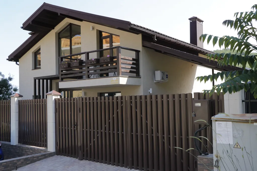 Коттедж Домик у моря — аренда посуточно в Лазурное