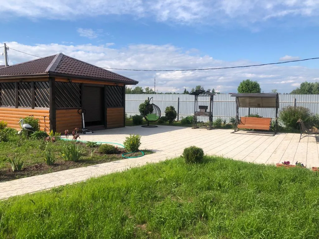 Современный дом из бревна