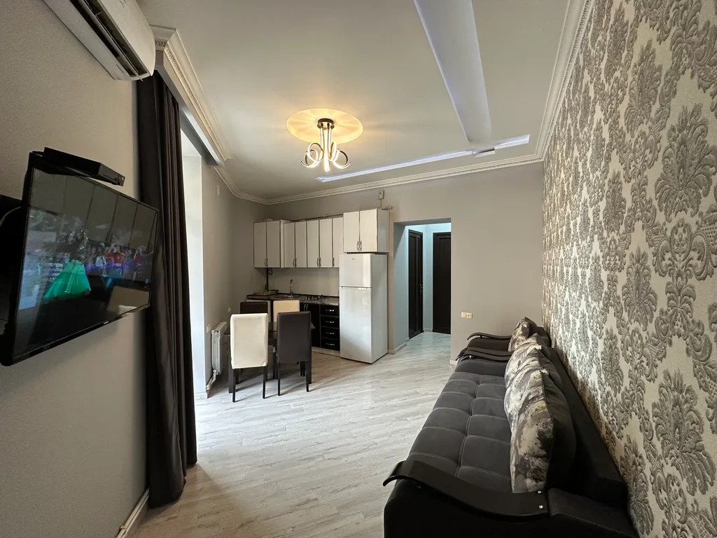 Уютная квартира с евро-ремонтом в центре город