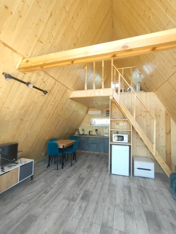 Уютный А-фрейм №1 у озера