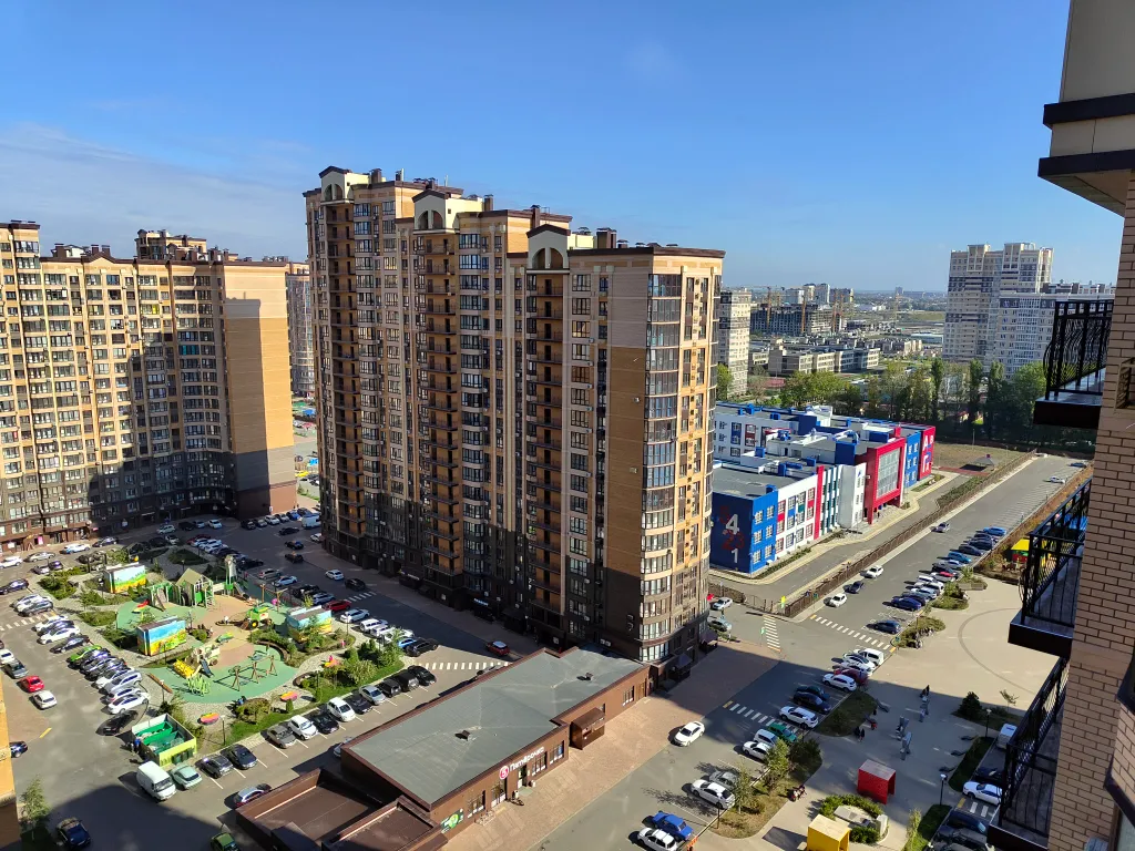 Стильная двухкомнатная квартира рядом с Экспоград-Юг