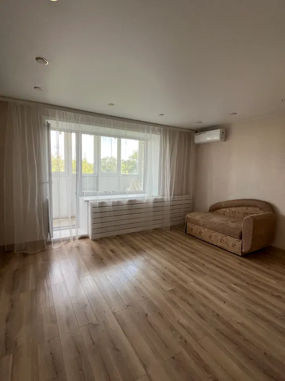 Однокомнатная квартира в тихом посёлке в 30 км от областной столицы