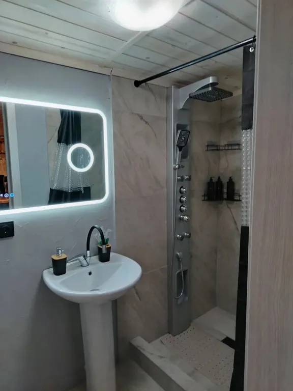 Уютный домик в деревенской тишине