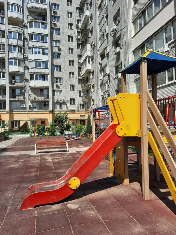 Apartlux Зефир 2-комнатная просторная квартира на С.Разина