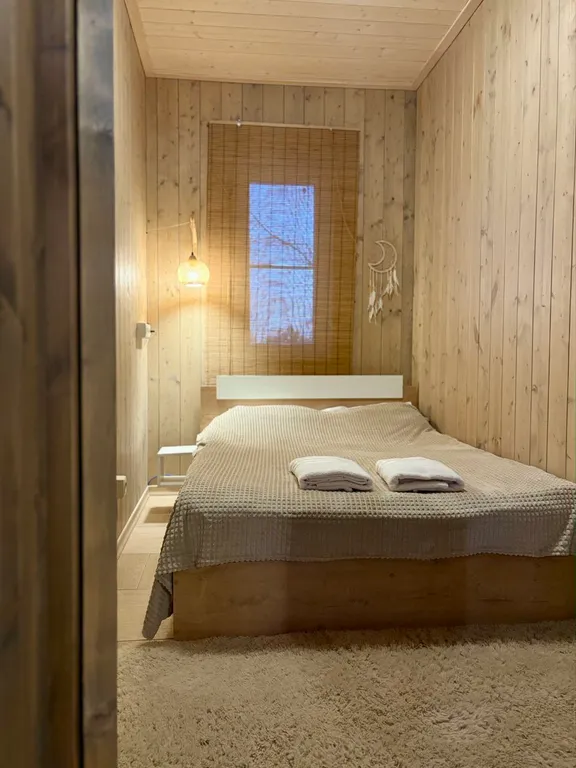 Дом с чаном у леса