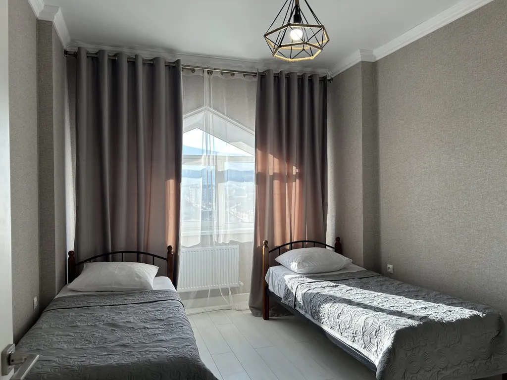 Квартира 3-комнатная Квартира — Дербент