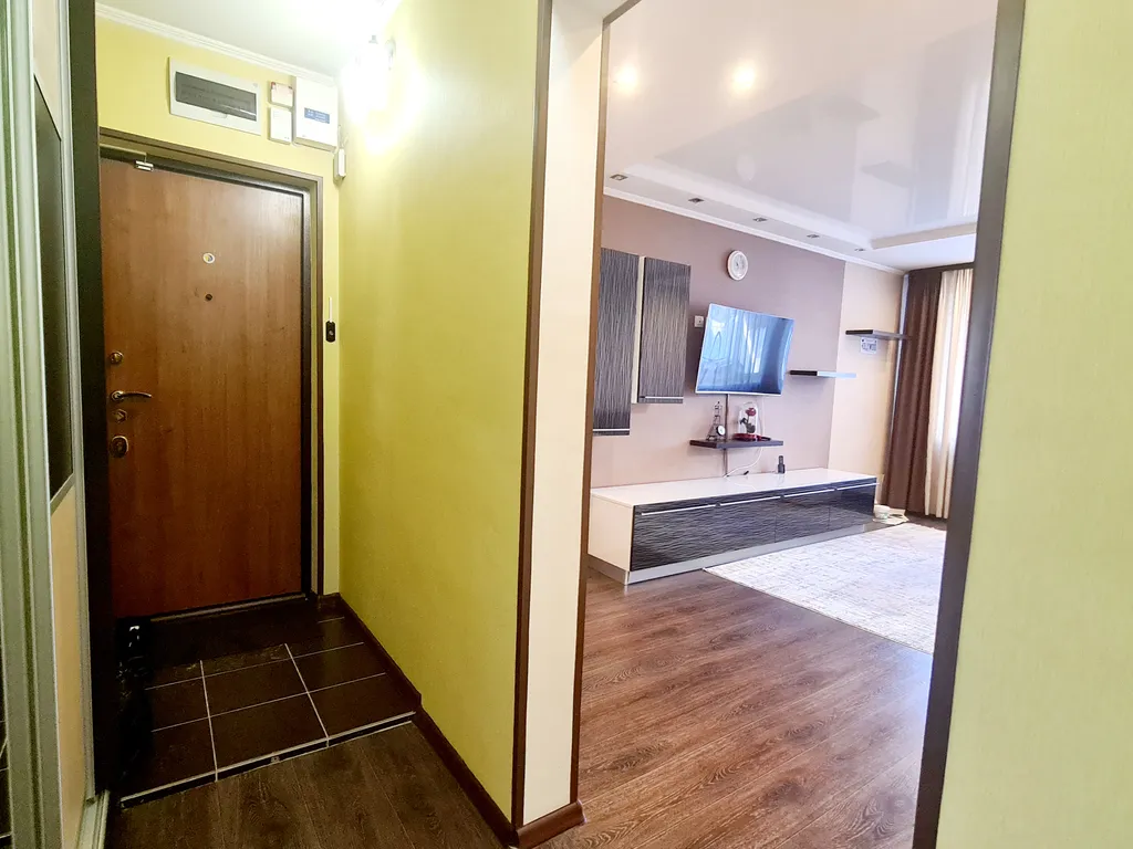 Уютная и светлая двухкомнатная квартира