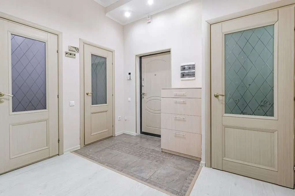 Просторная квартира в Золотом квадрате рядом с Байтереком