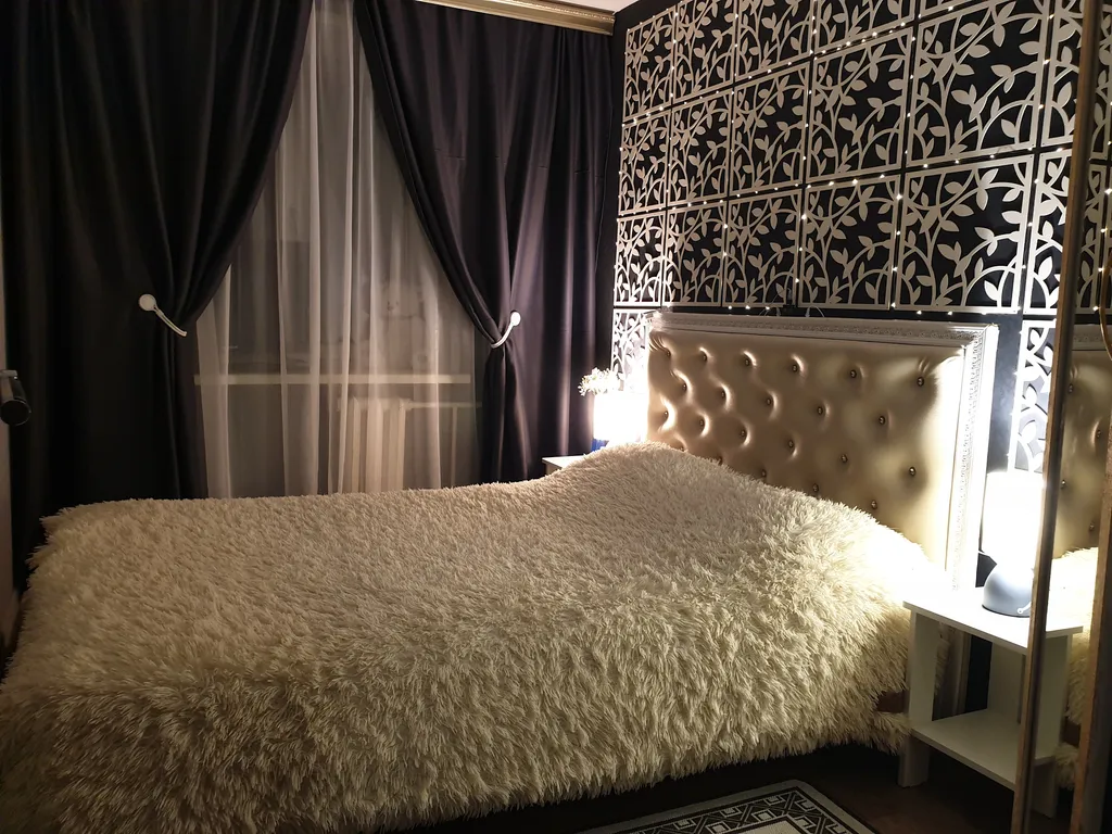 Уютная квартира в самом сердце города с видом на часы с осликом