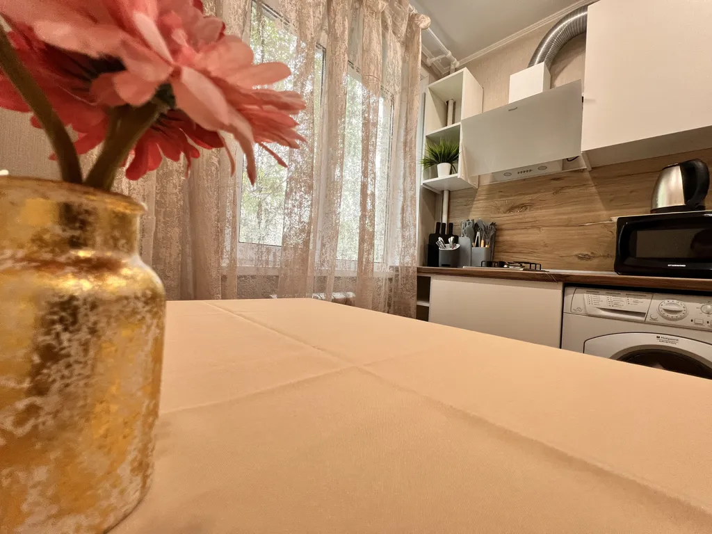 Тихий рассвет на Георгия Димитрова