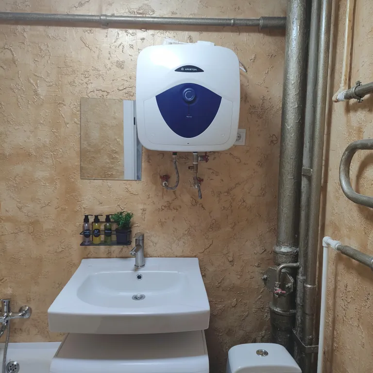 Квартира в центре Нефтяников