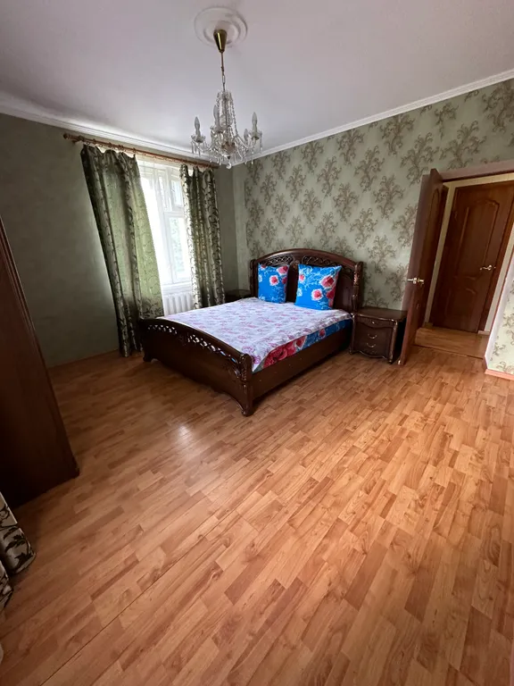 Большая 3-х комнатная квартира для командировочных и гостей города