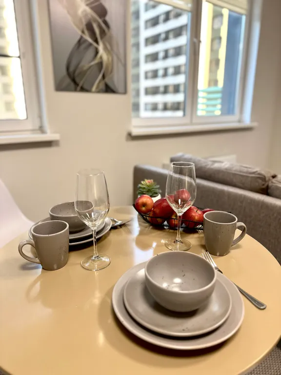 Студия с кроватью и дизайнерким ремонтом