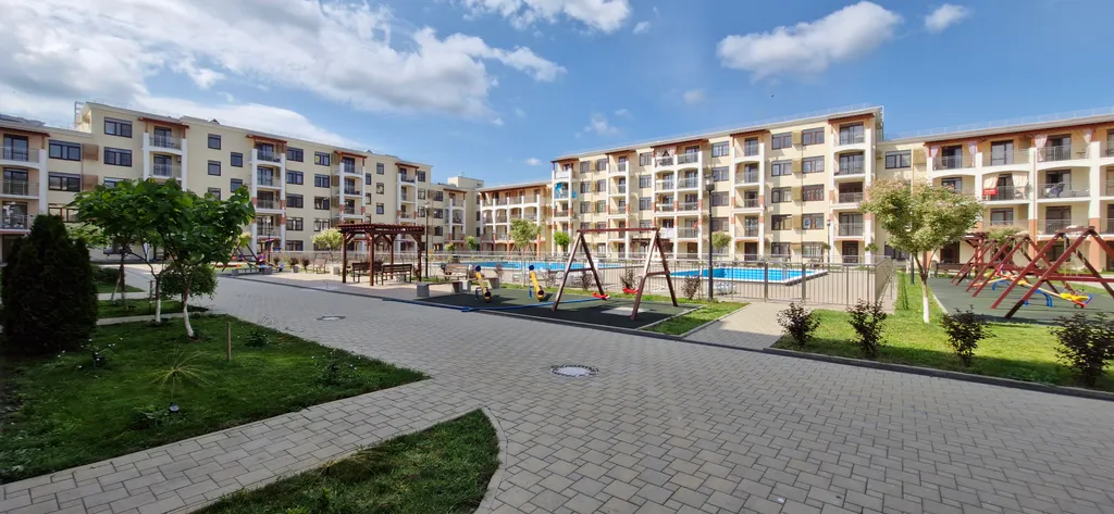 КВАРТИРА С БАССЕЙНОМ ЖК ХОЛЛИДЕЙХАУС