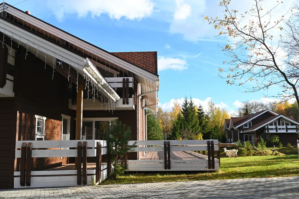 9-комнатный Дом