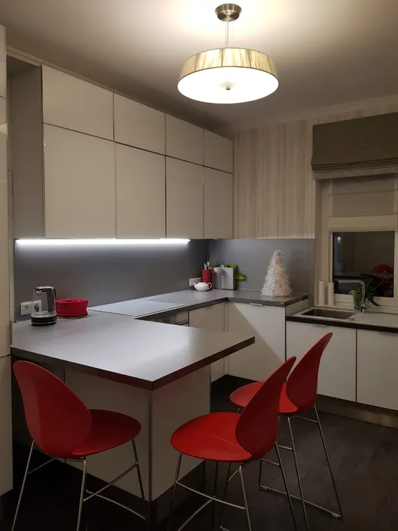 Дом на набережной