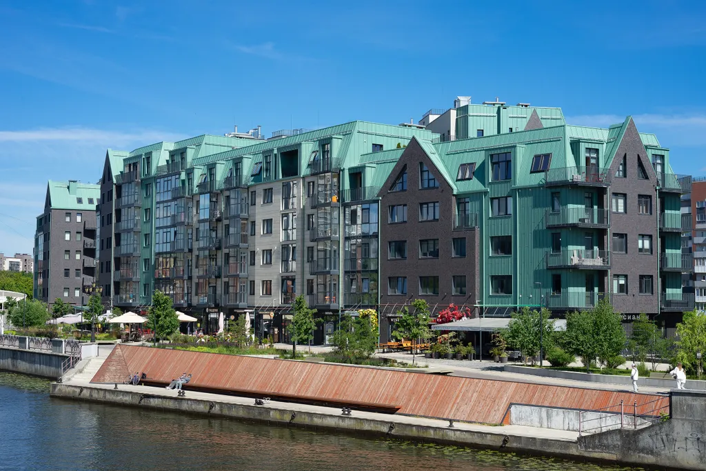 Дизайнерская евродвушка у канта на набережной